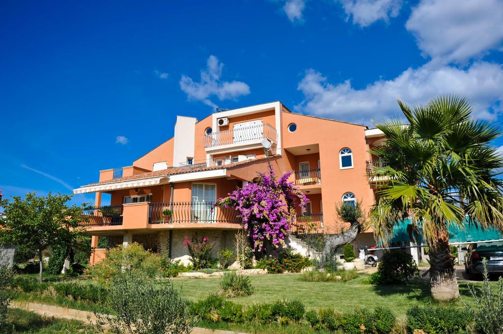 Apartments Poljski Put V نوفاليا المظهر الخارجي الصورة