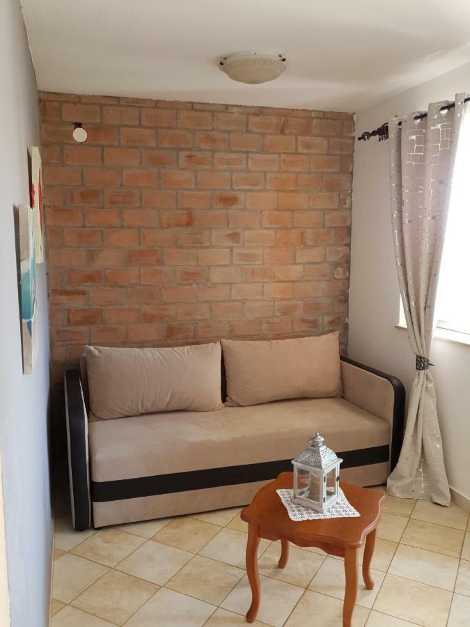Apartments Poljski Put V نوفاليا المظهر الخارجي الصورة