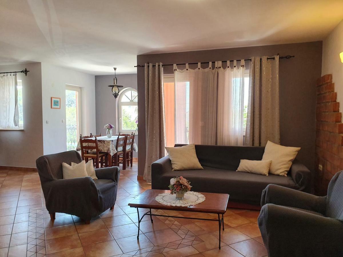 Apartments Poljski Put V نوفاليا المظهر الخارجي الصورة